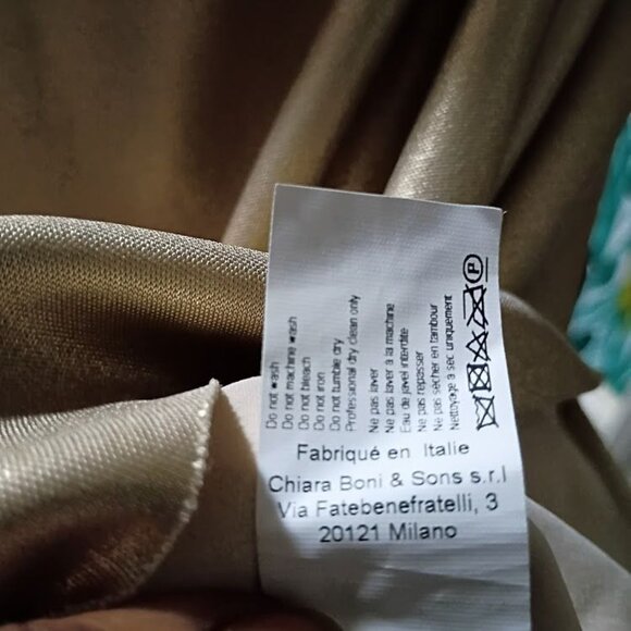 Chiara Boni made in Italy Metallic Gold Gown Size 0 Long Evening Pleated Waist D - Picture 12 of 12